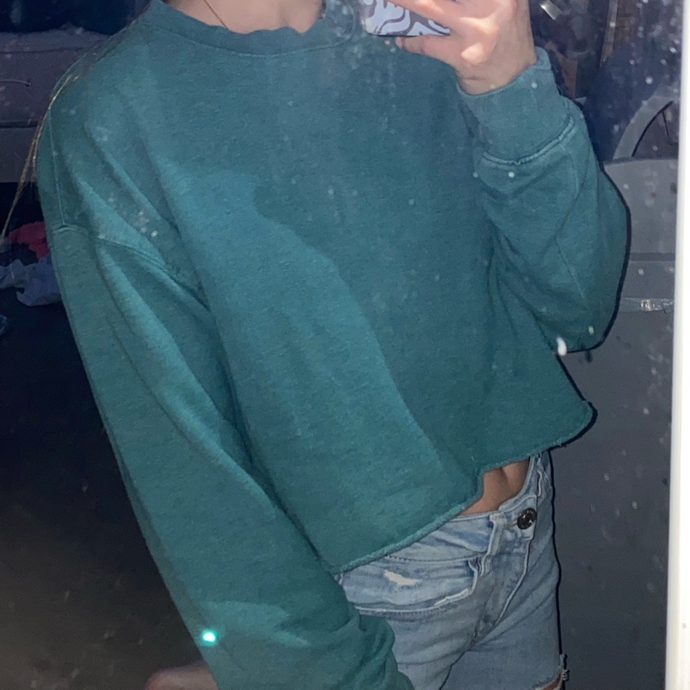 Long sleeve cut tee